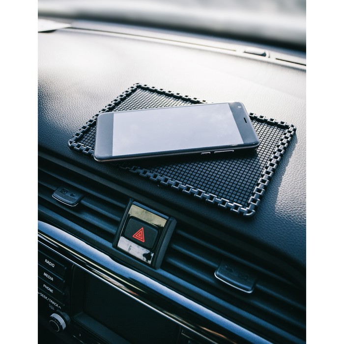 Коврик противоскользящий TORSO, 20x13 см, пиксели, черный