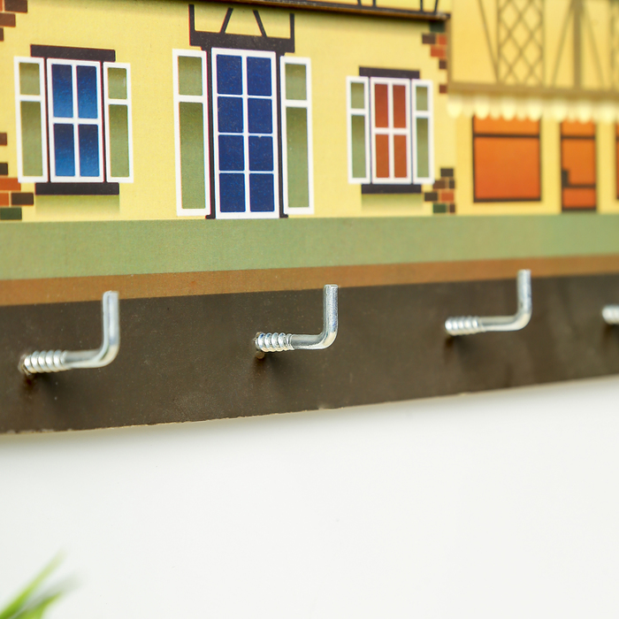 Ключница открытая с полочкой "Три домика" 35х22 см