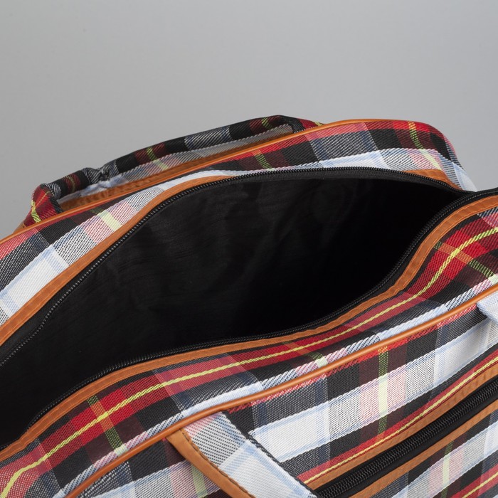 Сумка дорожная «Клетка», отдел на молнии, наружный карман, длинный ремень, цвет чёрный/красный