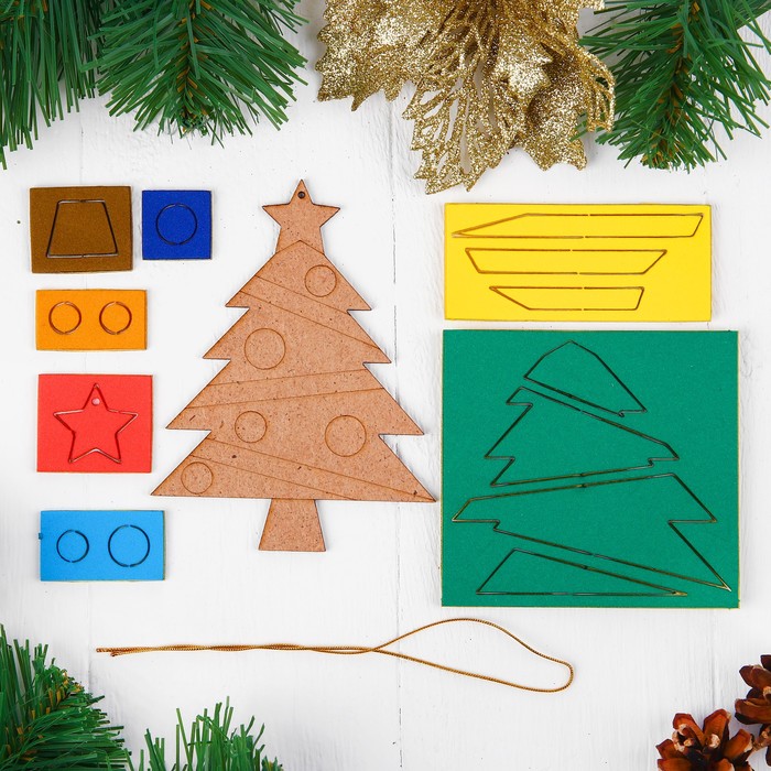 Новогодняя игрушка "Ёлка"