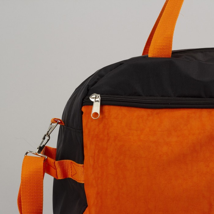 5911/Жат Сумка спорт, 47*21*33, отд на молнии, 2 н/карман, ремень, черный/оранжевый