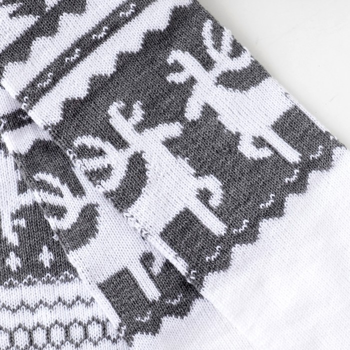 Подарочный набор KAFTAN "Зимний орнамент" шарф 145*14 см, носки р-р 36-40