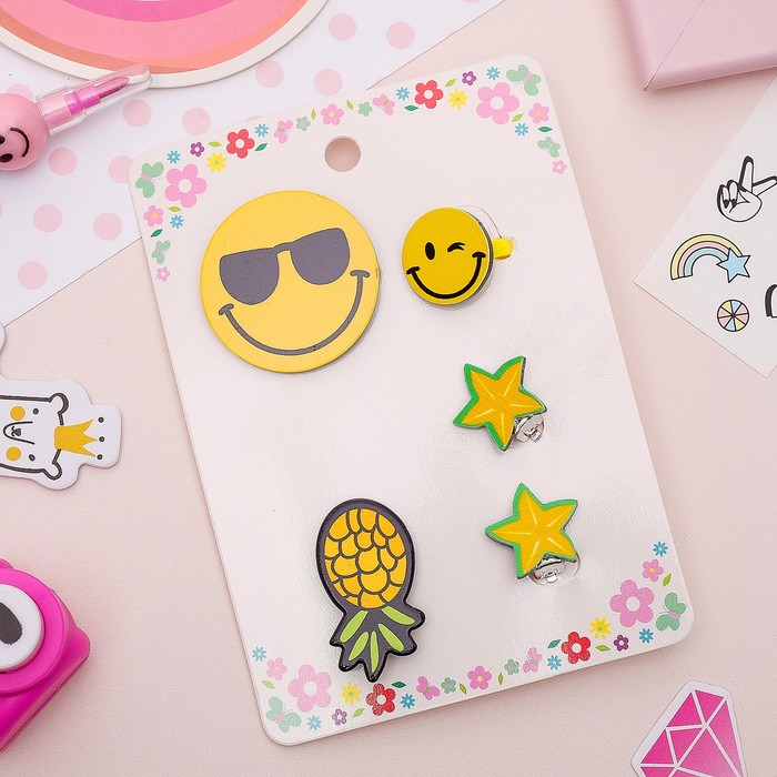 Набор детский 4 предм: 2 значка, клипсы, кольцо, позитив, желтый