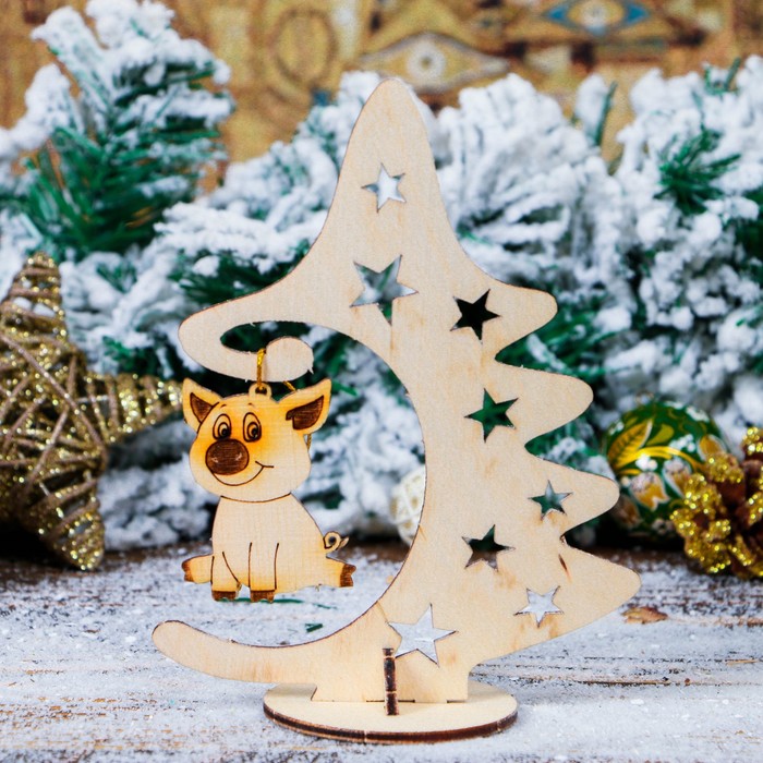 Заготовка для творчества "Ёлка №4 с поросёнком Гектором"