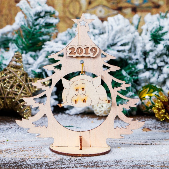 Заготовка для творчества "Ёлка №3 с поросёнком Пумбой"