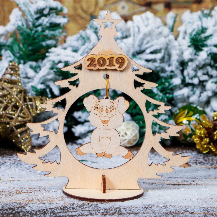 Заготовка для творчества "Ёлка №3 с поросёнком Кики"