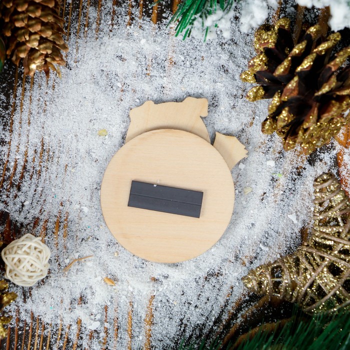 Магнит новогодний "Хрюшка Кабачок", фанера, 7 см