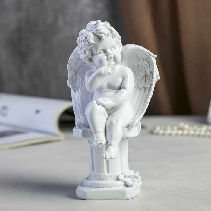 Сувенир полистоун "Белоснежный ангел сидящий на колонне" МИКС 16,3х9,5х9 см