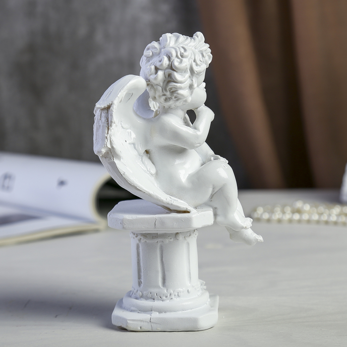 Сувенир полистоун "Белоснежный ангел сидящий на колонне" МИКС 16,3х9,5х9 см