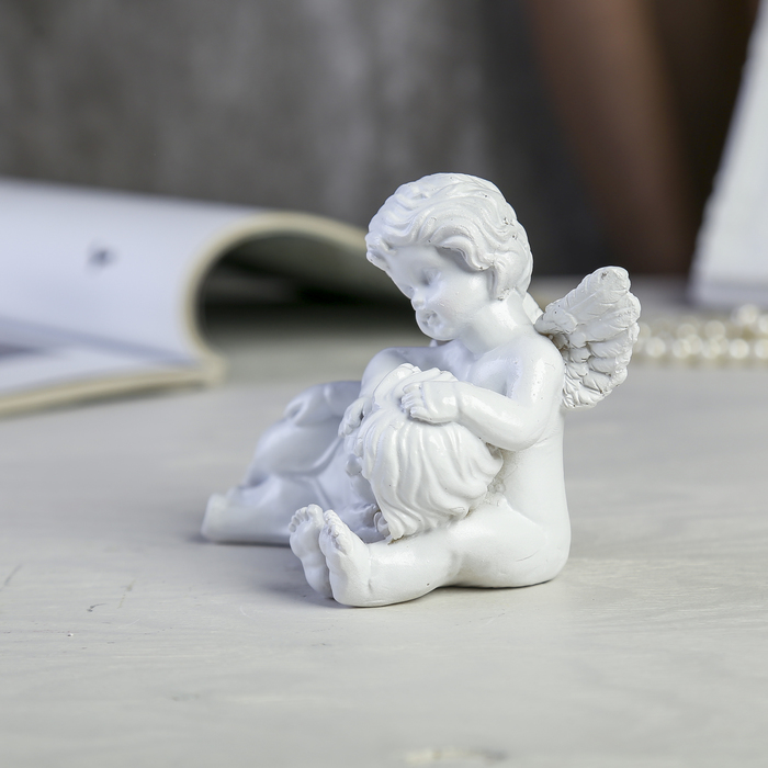 Сувенир полистоун "Два белоснежных ангела - убаюкивание" 9х13х7,5 см