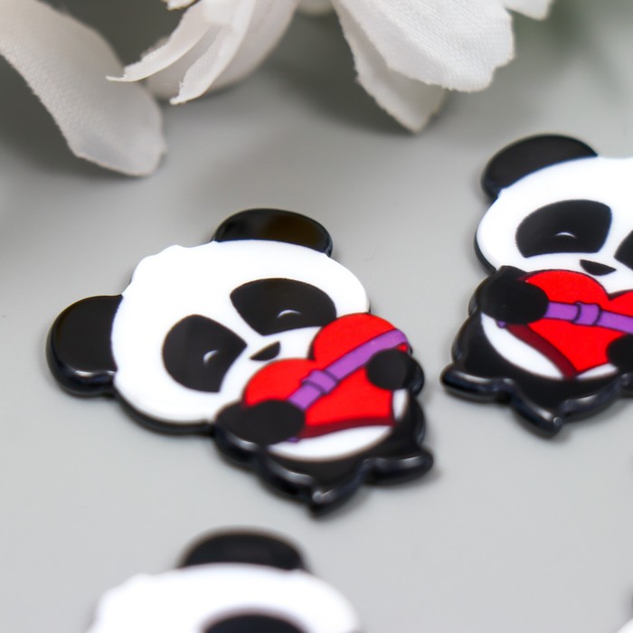 Декор пластик "панда с сердечком" фасовка 5 шт 3,2х2,5 см