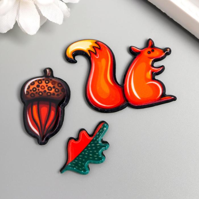 Декор пластик &quot;Белочка и жёлуди&quot; набор 3 шт 3,6х2,7 см