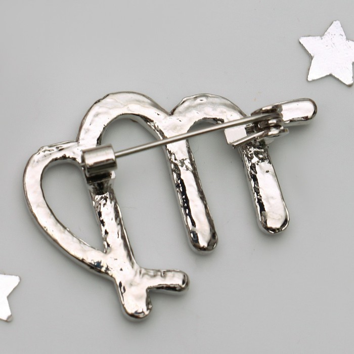 Брошь "Знаки зодиака" дева, цвет белый в серебре