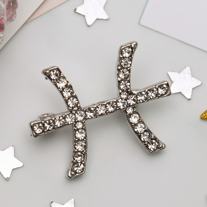 Брошь "Знаки зодиака" рыбы , цвет белый в серебре