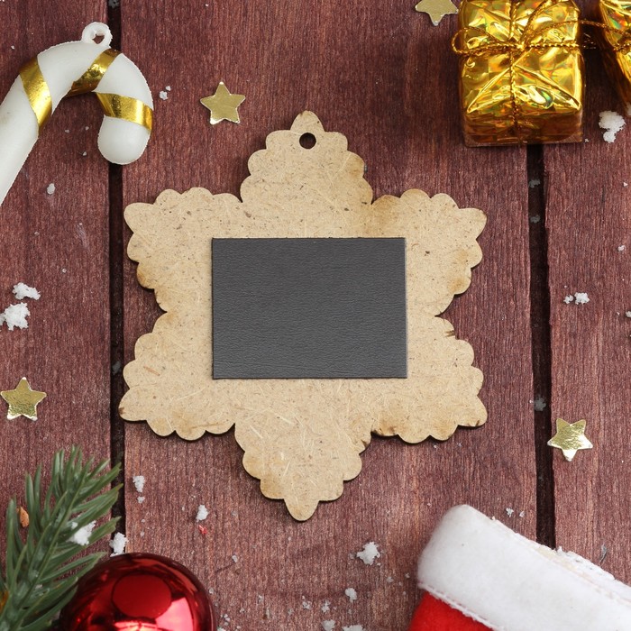 Магнит однослойный дерево "Снежинка. Снеговик и лосёнок" 7х8 см