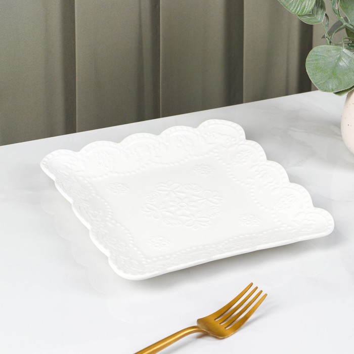 Тарелка квадратная 20 см "Сьюзен"