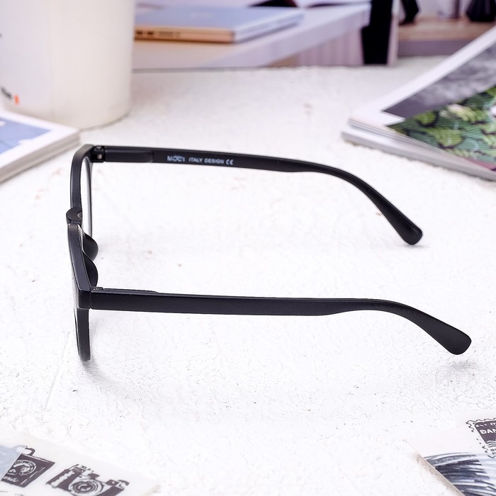 Очки корригирующие 2083 C1 +3