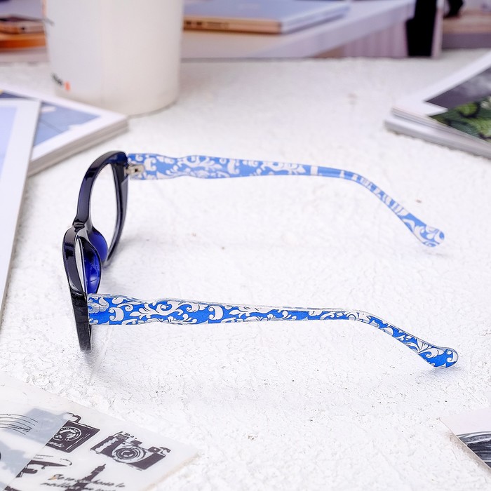 Очки корригирующие 7001 Черная оправа голубые дужки -1,5