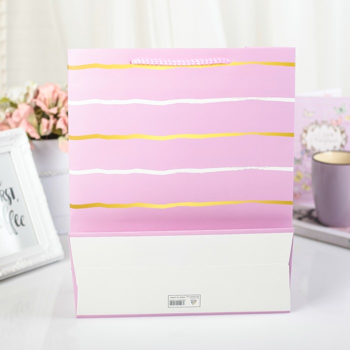 Пакет ламинированный 31 х 12 х 42 см