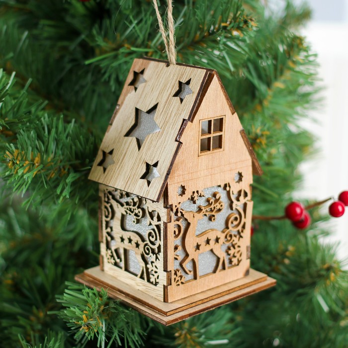 Декор с подсветкой "Кружевной олень"