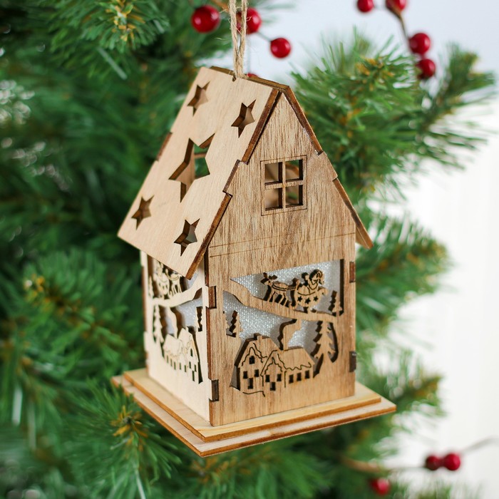 Декор с подсветкой "К нам летит Дед Мороз"