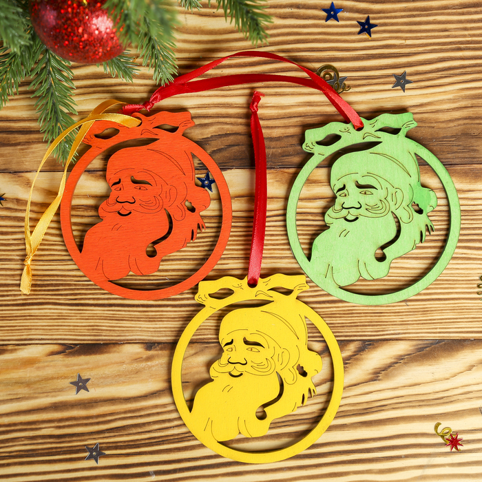 Сувенир дерево "Дед Мороз" 10х11 см МИКС