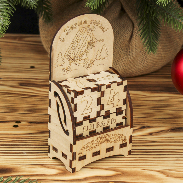 Календарь дерево "Дед Мороз" 14,5х7,5х4,5 см