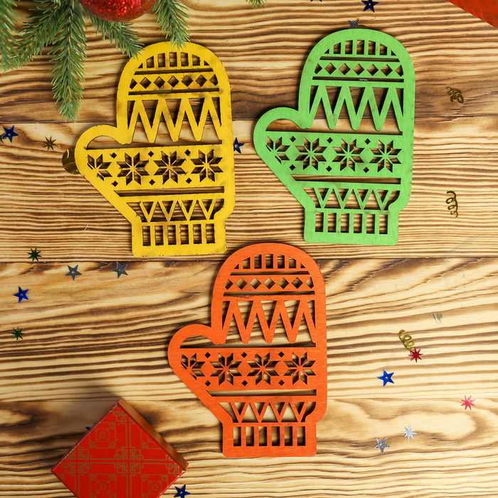 Сувенир дерево "Варежка" (набор 3 шт) МИКС