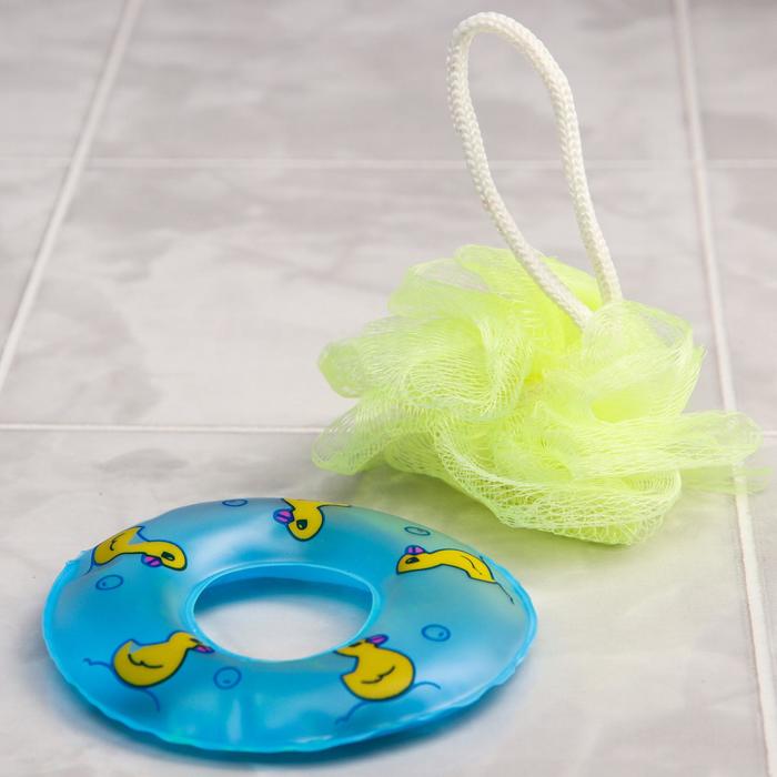 Набор игрушек для ванной «Пупс и уточка», цвета МИКС