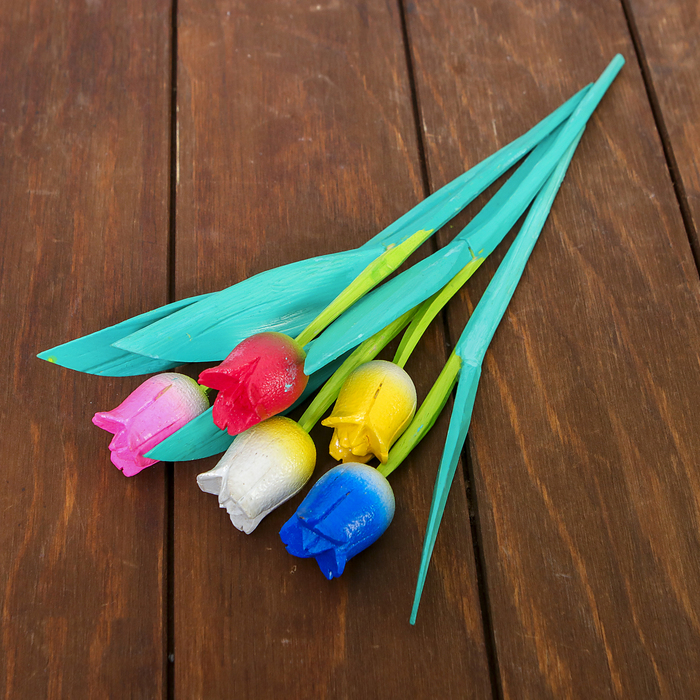 Сувенирный набор "Букет тюльпанов" дерево 5 шт. 22 см