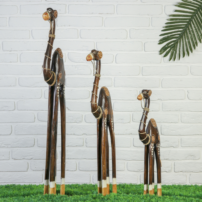 Сувенирный набор "Верблюды" (100,80,60) см, с ажурной попоной, дерево