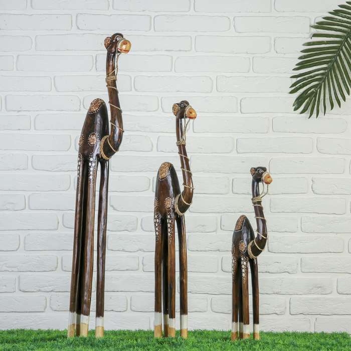 Сувенирный набор "Верблюды" (100,80,60) см, с ажурной попоной, дерево