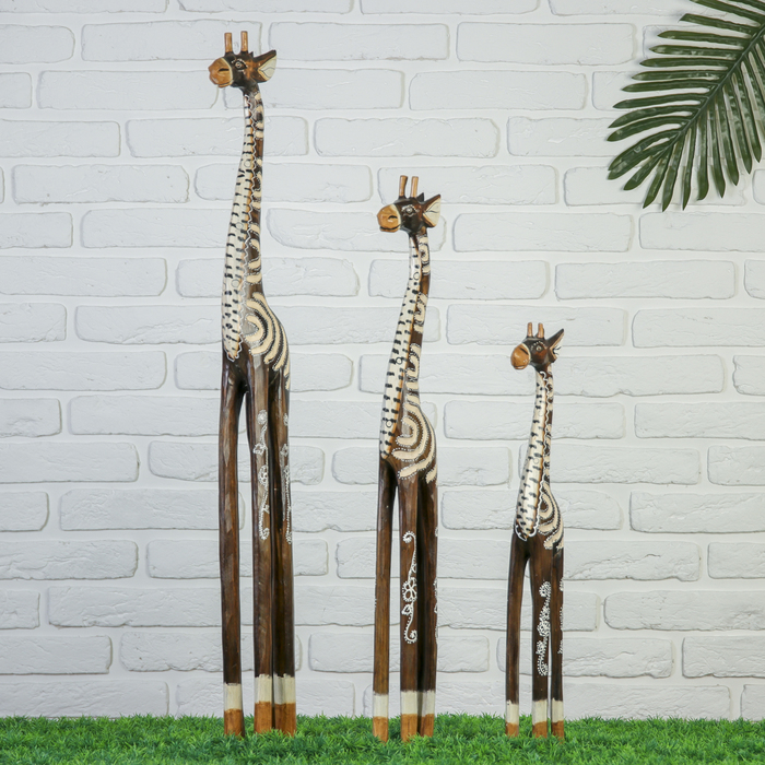 Сувенирный набор "Жирафы" (100,80,60) см, резной узор, дерево
