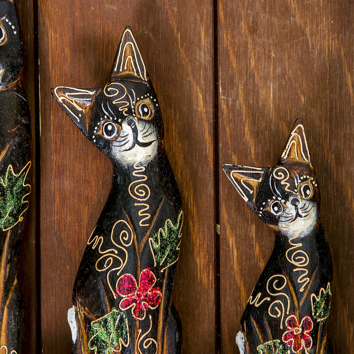 Сувенир "Три кота в рамке" 30х30 см, дерево