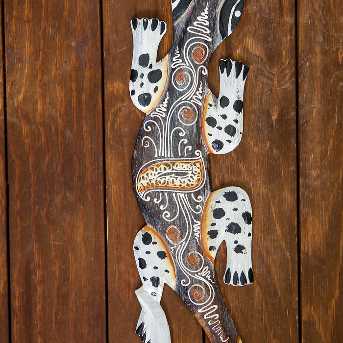 Панно настенное "Ящерица" 50 см, дерево, серая с узором