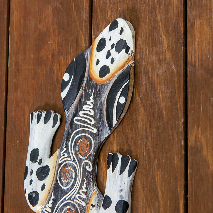 Панно настенное "Ящерица" 50 см, дерево, серая с узором