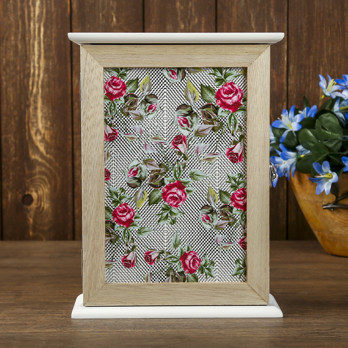 Ключница дерево 6 крючков "Розы. Шебби-шик" 26х17х7 см