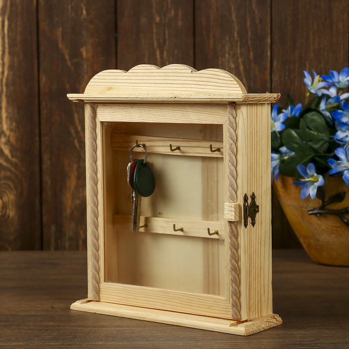 Ключница дерево под роспись "Фигурная со стеклом" 23х19,5х6 см