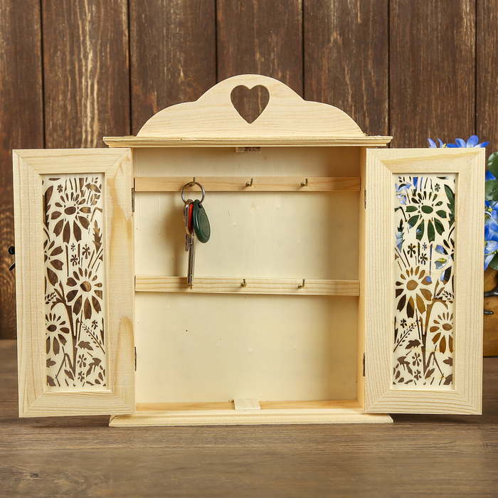 Ключница дерево под роспись "Цветочные ставни" 28х22х5,5 см