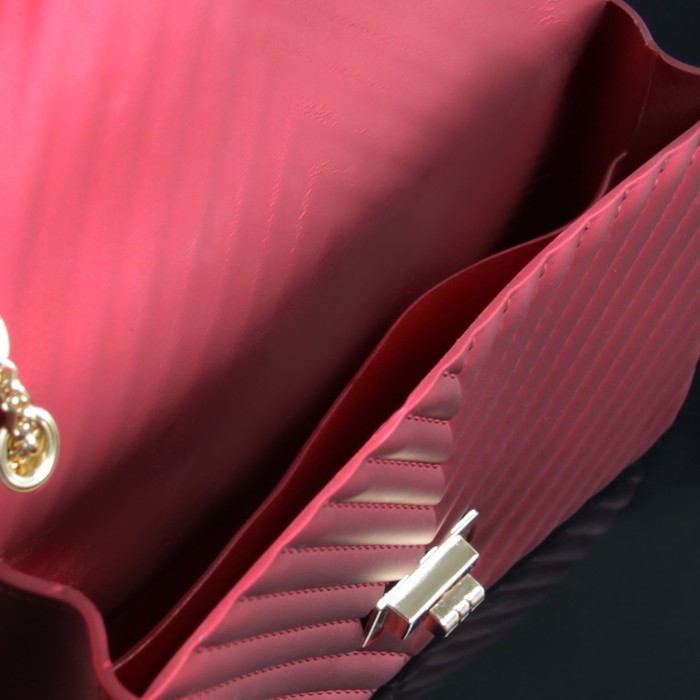 Сумка жен Эмили, 22*6,5*13, 2 отд на замке, длин цепь, красный