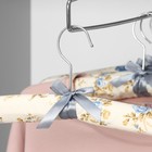Вешалка для одежды мягкая «Голубые цветы», размер 44-48, цвет бежево-голубой - Фото 2