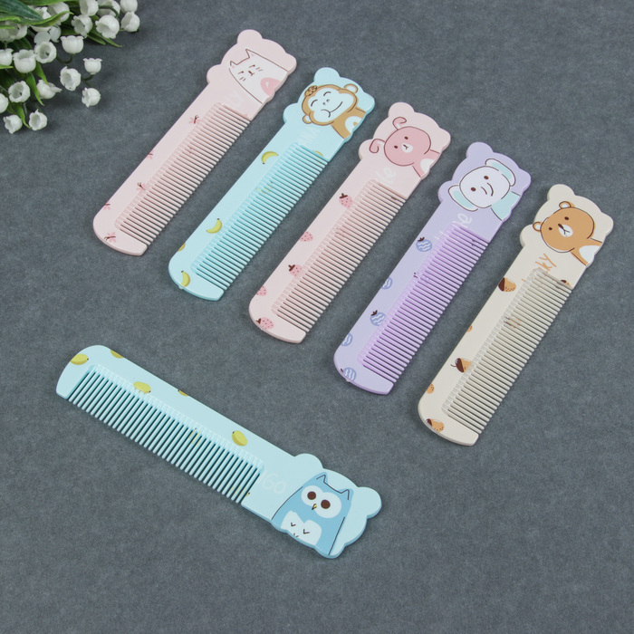 Расчёска с ручкой "Зверята", фигурная, 14см, цвет МИКС