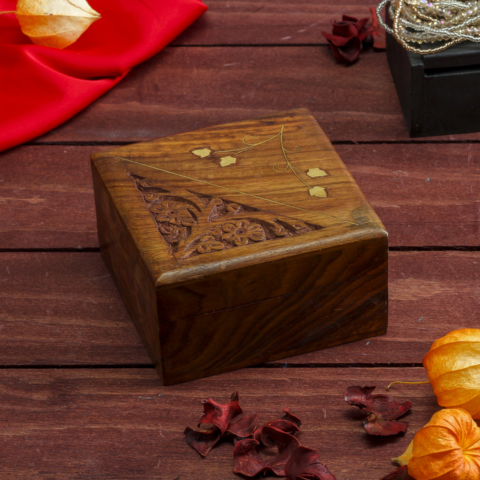 Шкатулка дерево "Грань" 10х10х6 см