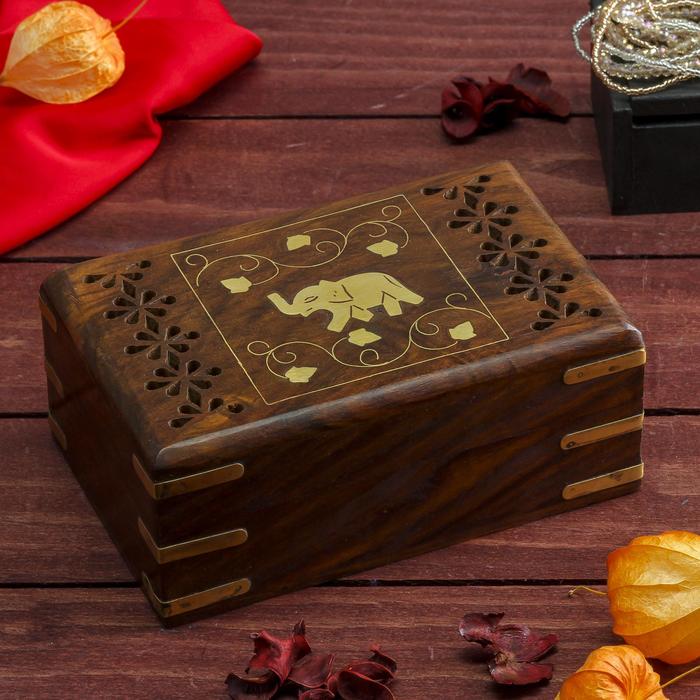 Шкатулка дерево "Резной слоник" 15х10х6