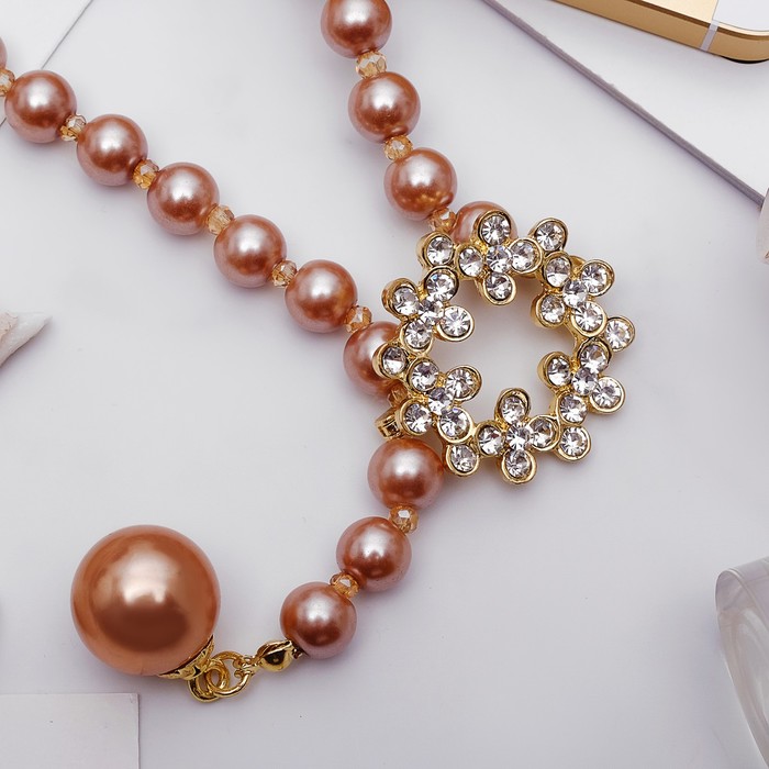 Колье "Жемчужное" с расстёгивающимся элементом, круг, цвет коричневый в золоте, 50 см