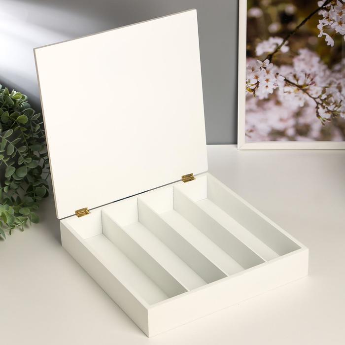 Шкатулка дерево с делениями "Рыжеволосая девушка" 6х29,8х29,7 см