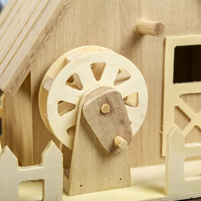 Сувенир дерево под роспись "Домик с забором" 20,5х19,8х12 см