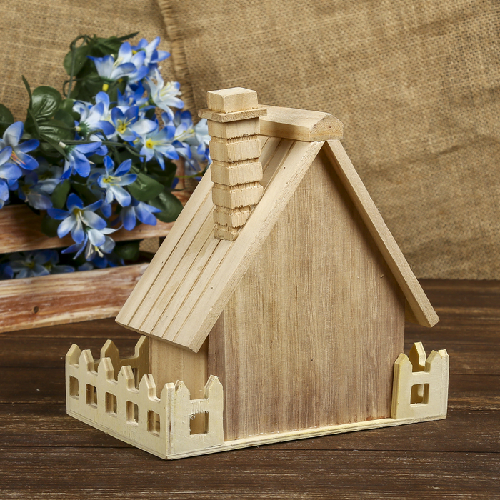 Сувенир дерево под роспись "Домик с забором" 20,5х19,8х12 см