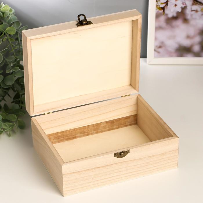 Шкатулка дерево "Экзотические цветы в листьях" 9х20,8х15,7 см