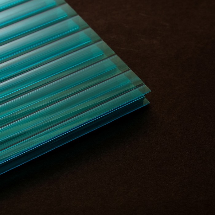 Сотовый поликарбонат Novattro (по ГОСТ), инженерный, толщина 8 мм, 2,1 × 12 м, бирюзовый